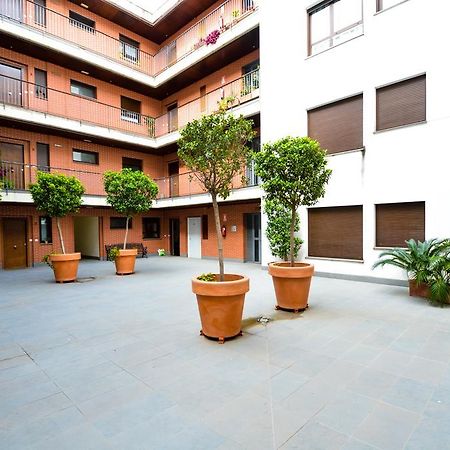 The Zentral Museo Apartment Sevilla Bagian luar foto